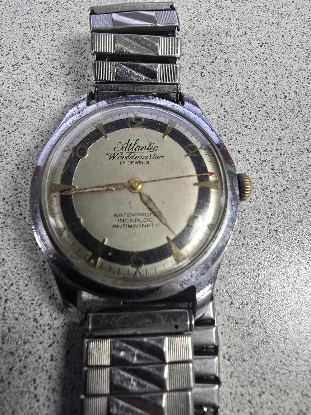 Vintage Atlantic Worldmaster 17 Jewels Swiss Made Mechanical Watch Antimagnetic